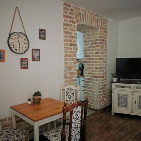 Kuria Apartman Budapest With Free Parking Ngoại thất bức ảnh