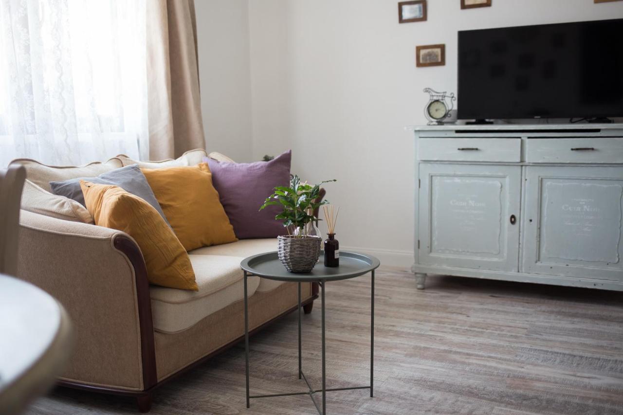 Kuria Apartman Budapest With Free Parking Ngoại thất bức ảnh