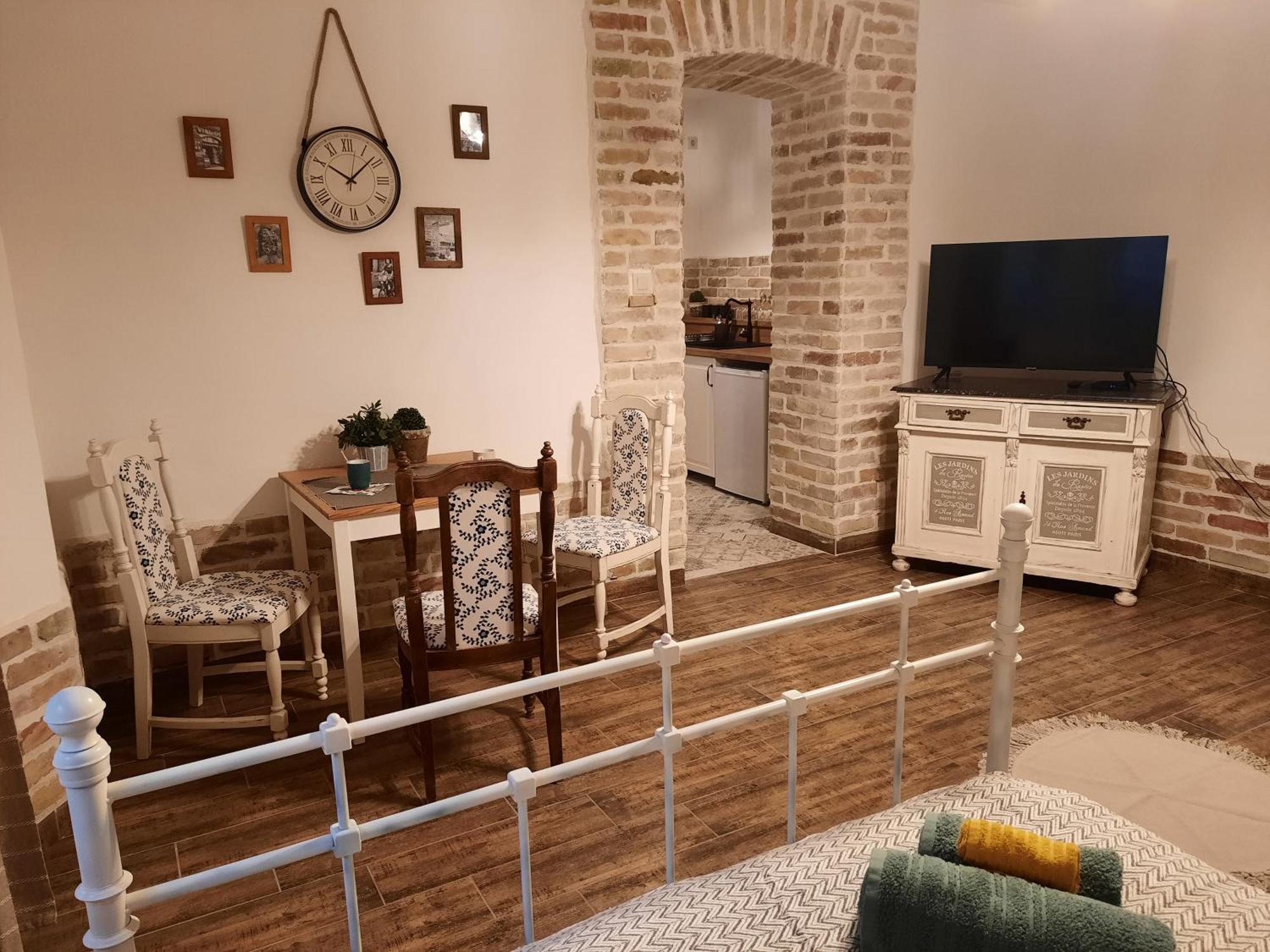 Kuria Apartman Budapest With Free Parking Ngoại thất bức ảnh