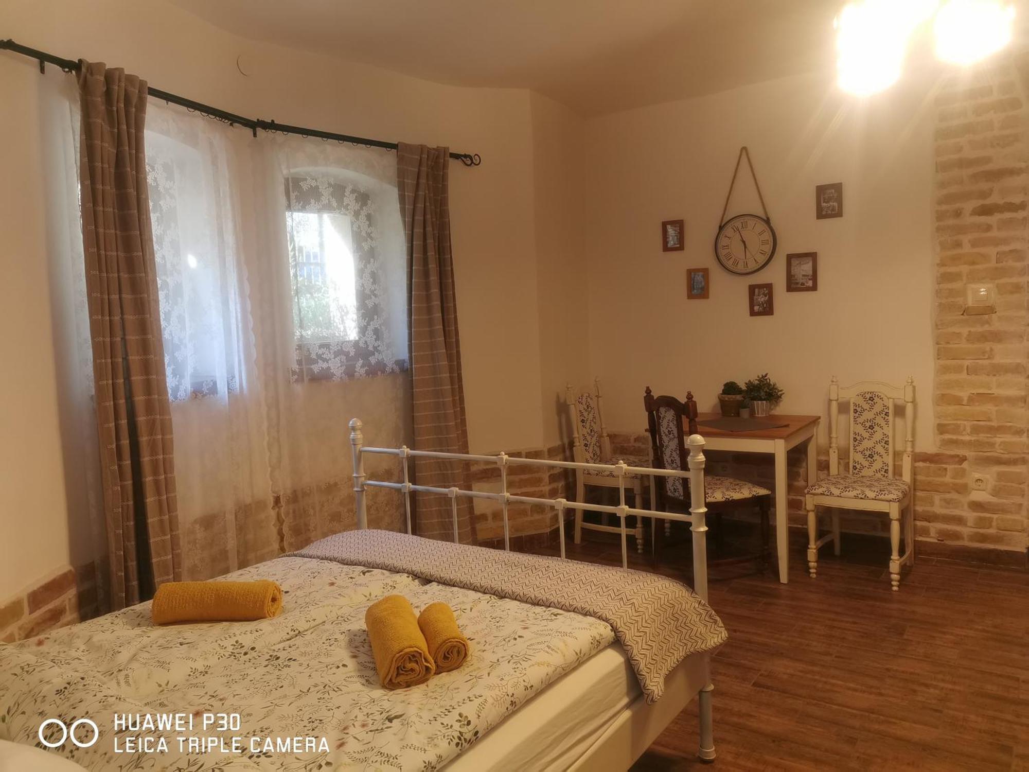 Kuria Apartman Budapest With Free Parking Ngoại thất bức ảnh