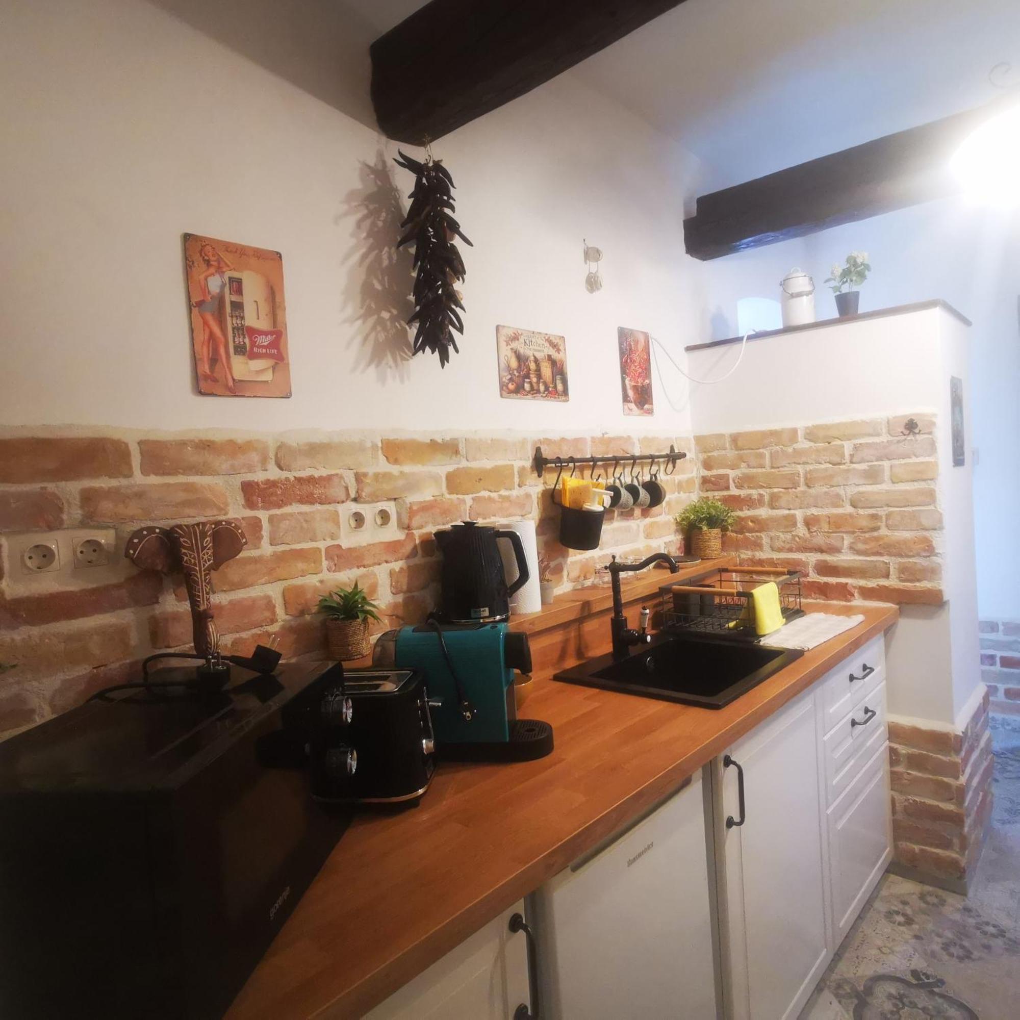 Kuria Apartman Budapest With Free Parking Ngoại thất bức ảnh